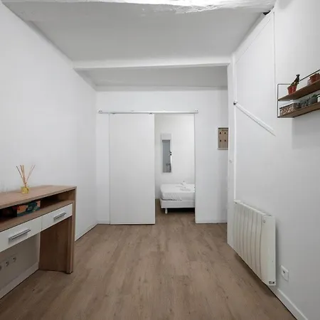 Bleu Dazur- Hyper Centre - Rue Longue - *