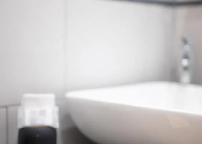 Appartement Bleu Dazur- Hyper Centre - Rue Longue - *